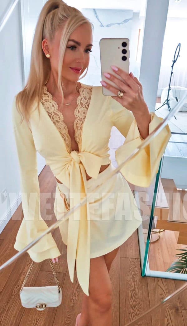 Bluzka Wiązana Emilie Butter Yellow