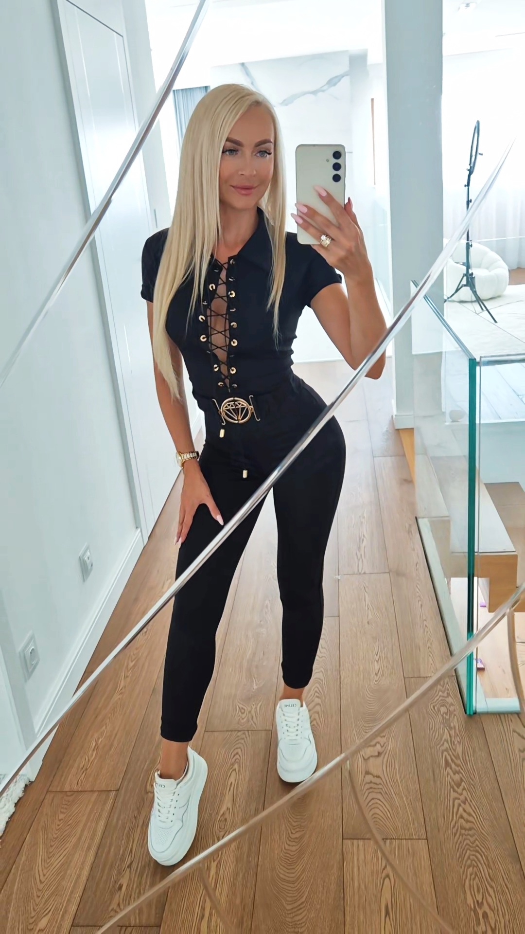 Kombinezon Wiązany Z Paskiem Tracy - obrazek 5